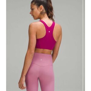 Lululemon Ribbed Nulu High-Neck Yoga Bra Magenta Purple Size 2